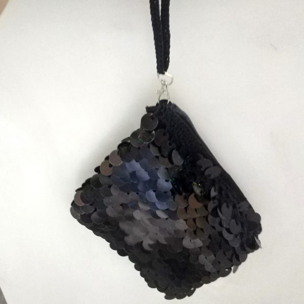 Pullu Clucht Çanta Siyah Renk